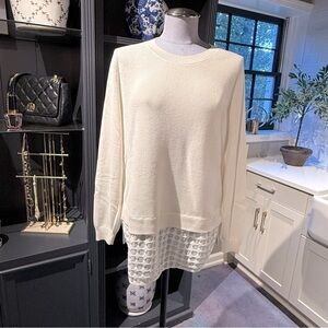 Akris Punto Embroidered Ivory Shirttail Sweater – Size 10